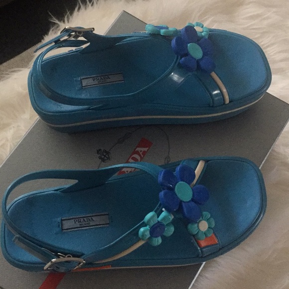 Prada sandals - Picture 2 of 8